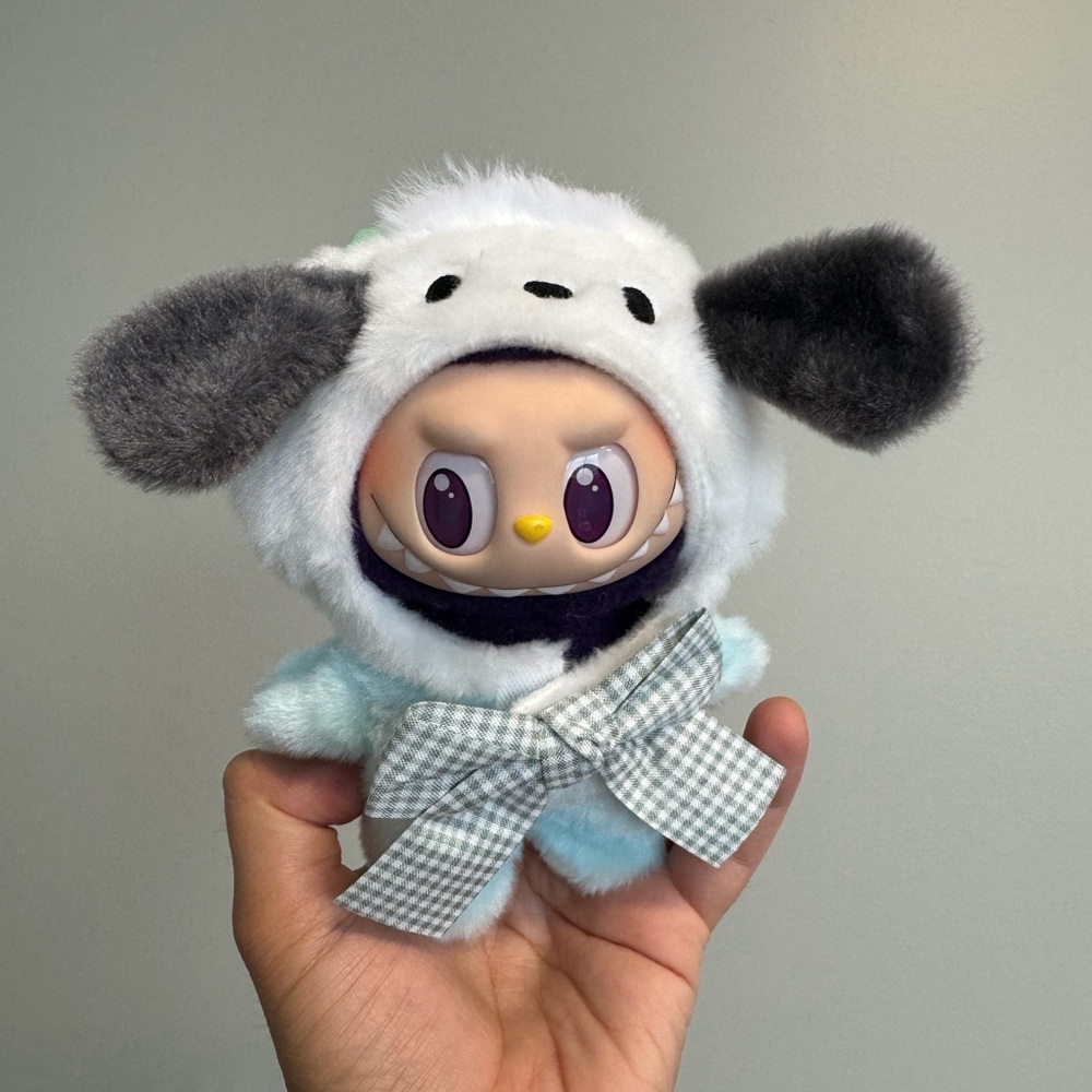 Labubu clothes -Hello Kitty (Pochacco)